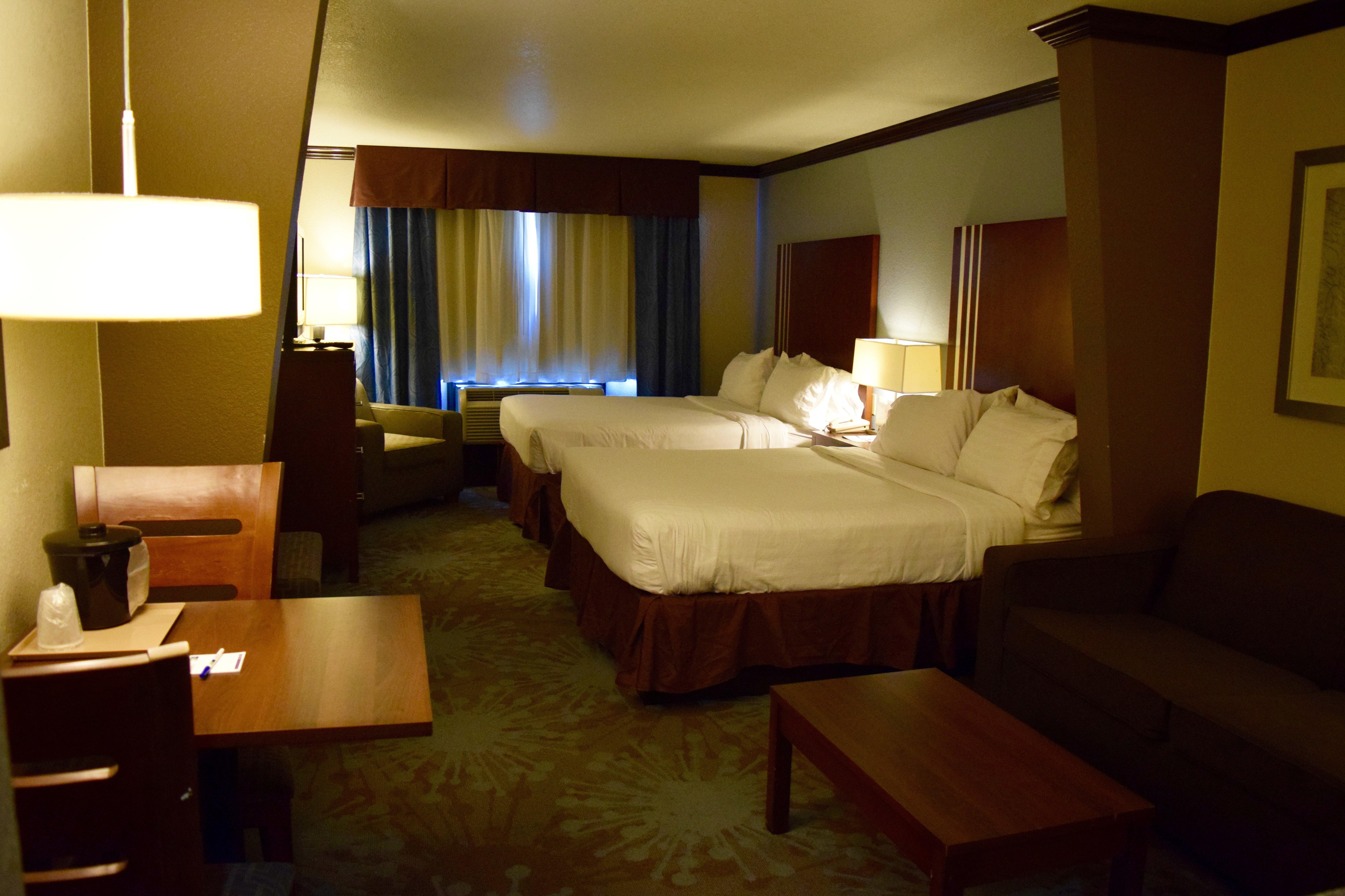 Holiday Inn Express & Suites San Antonio Nw Near Seaworld By Ihg Екстериор снимка