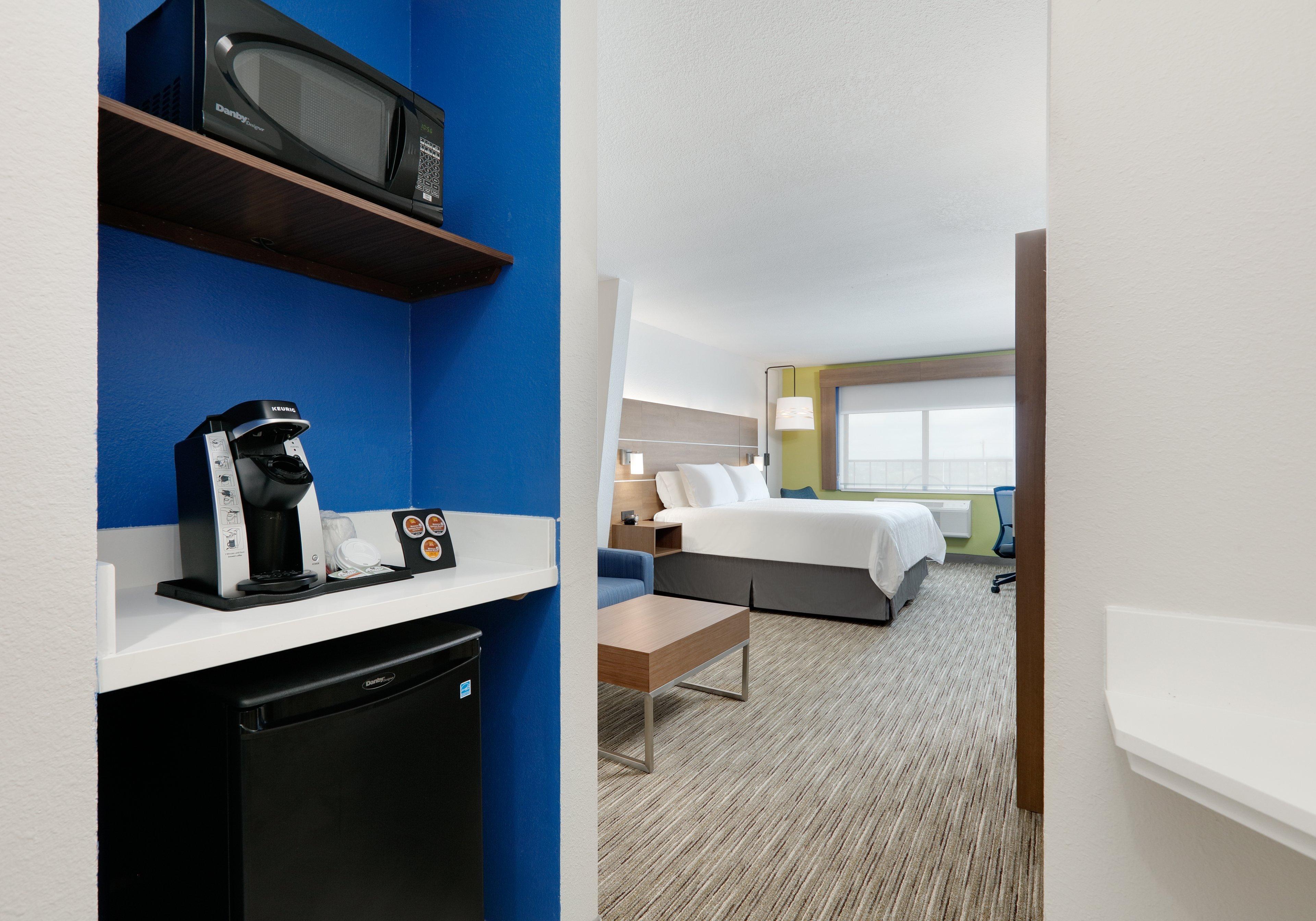 Holiday Inn Express & Suites San Antonio Nw Near Seaworld By Ihg Екстериор снимка