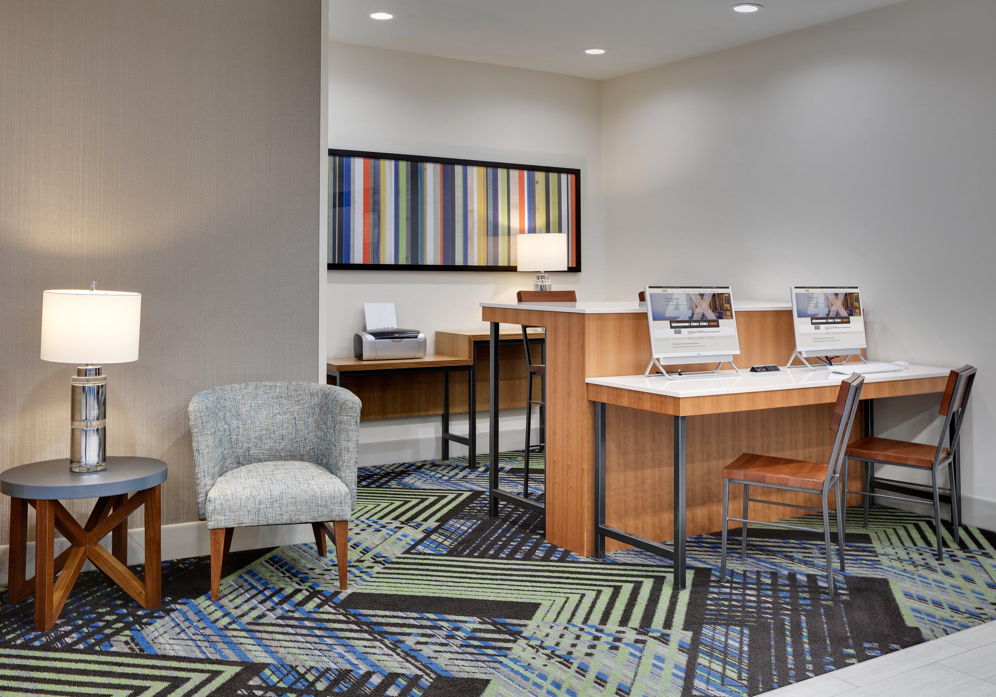 Holiday Inn Express & Suites San Antonio Nw Near Seaworld By Ihg Екстериор снимка