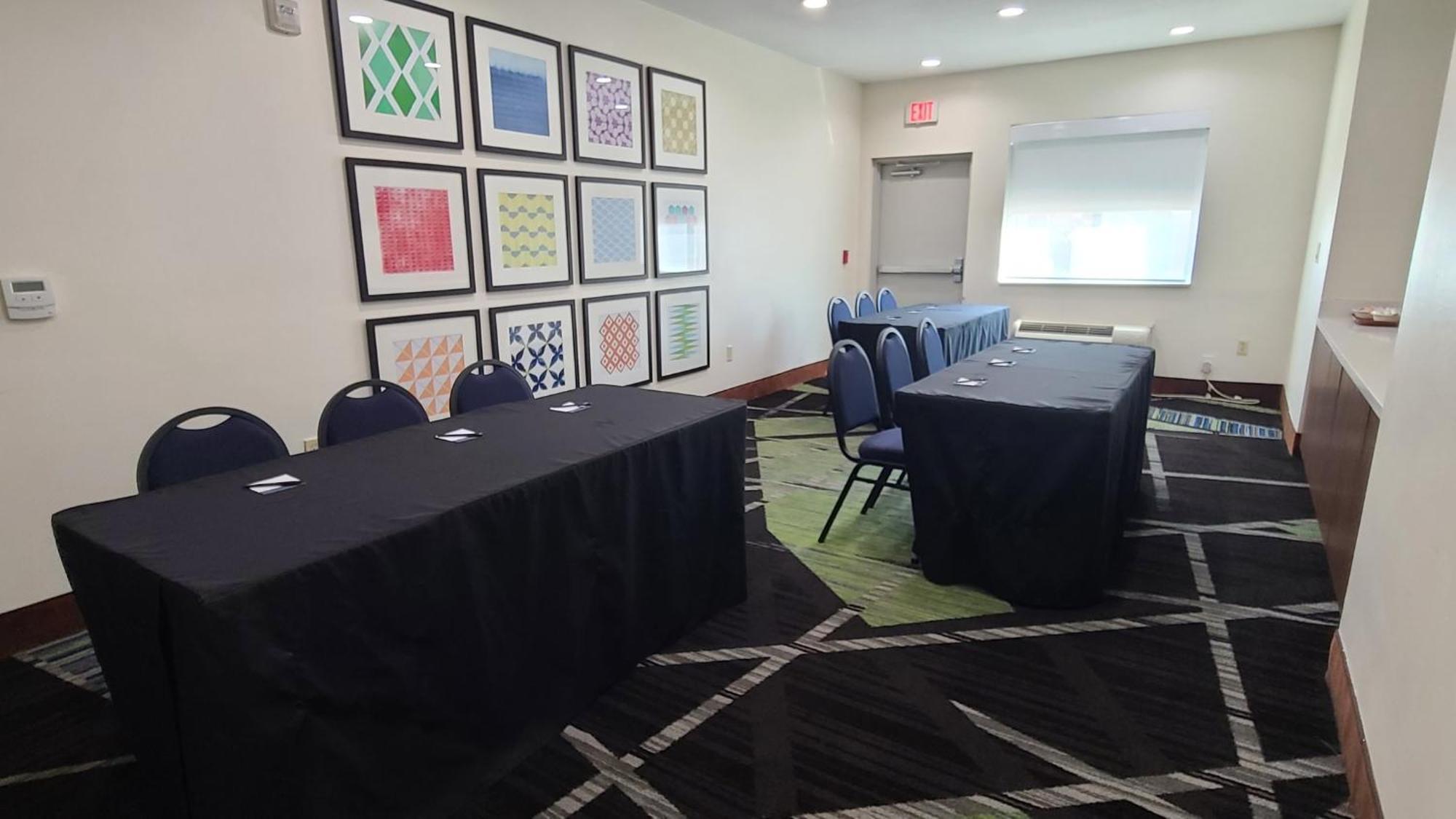 Holiday Inn Express & Suites San Antonio Nw Near Seaworld By Ihg Екстериор снимка